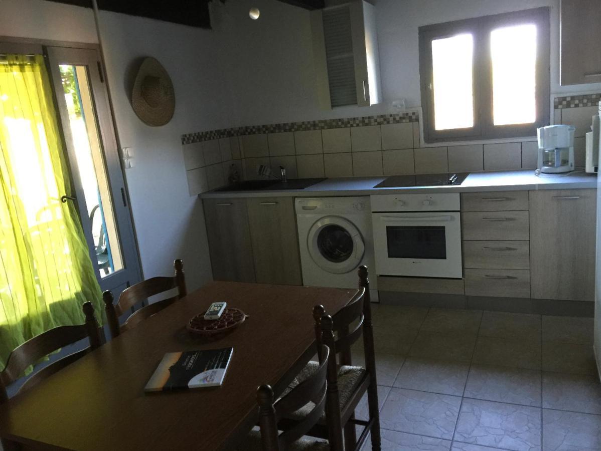 Appartements Bord De Mer - Acces Prive A La Plage Prunete Extérieur photo
